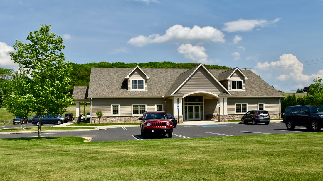 Highland animal hospital building